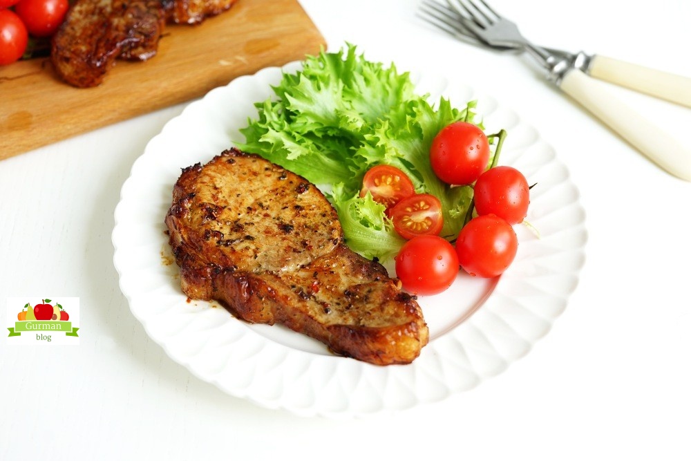 Антрекот из свинины в духовке