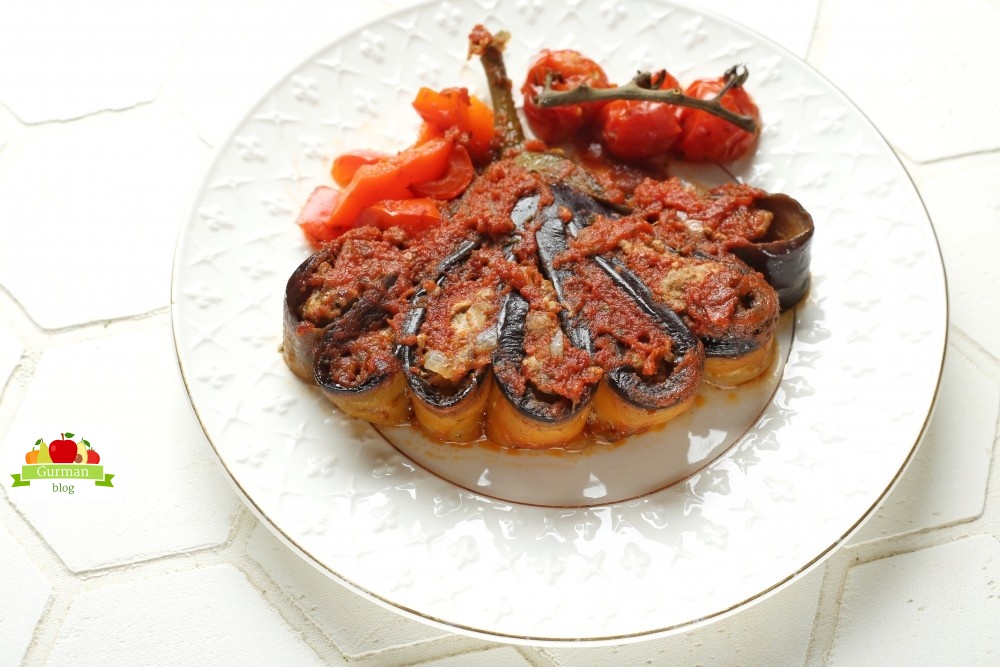 Баклажаны с фаршем по-турецки