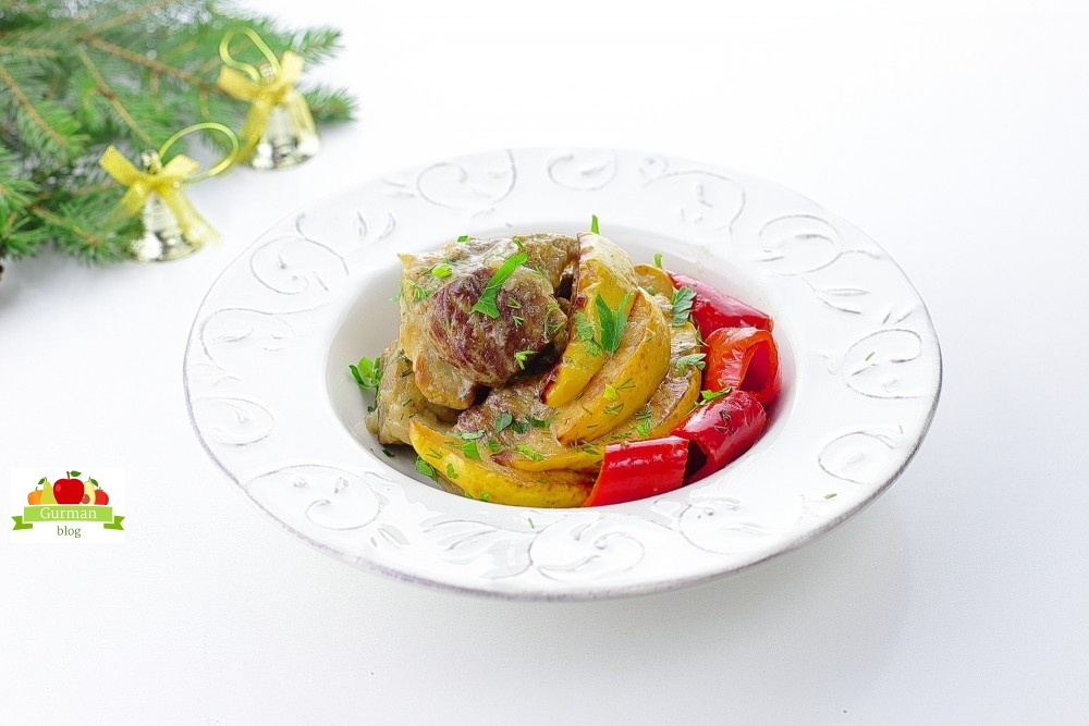 Баранина, тушенная с айвой, на Новый год