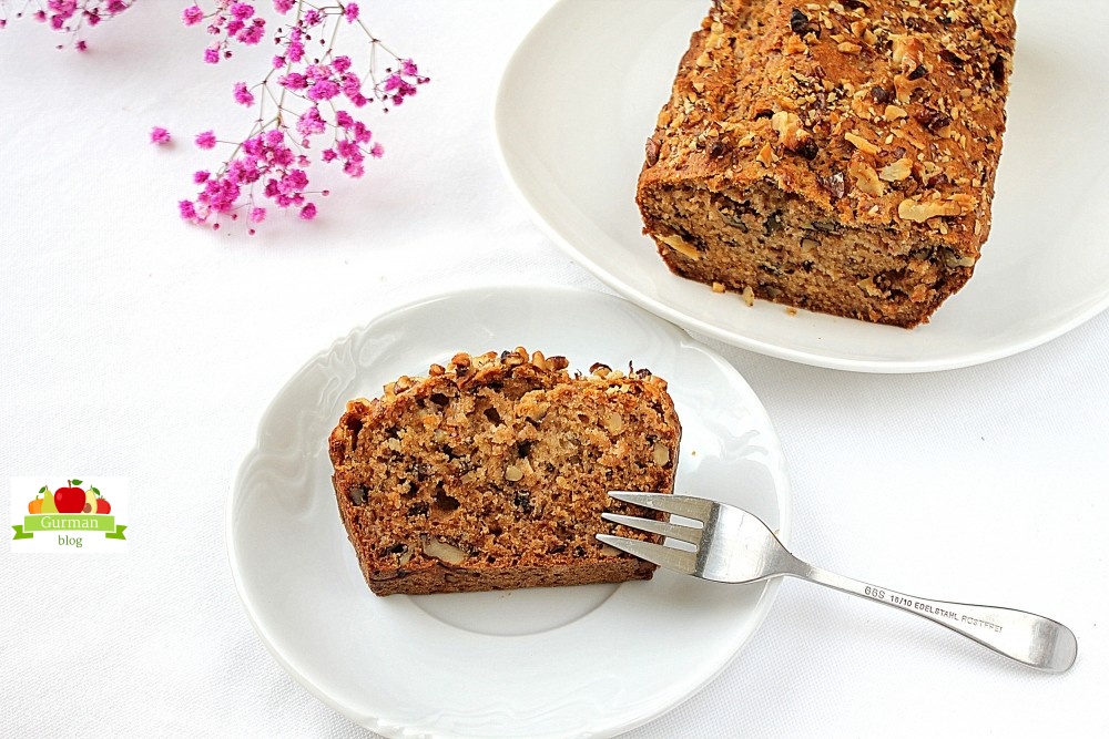 Быстрый пирог с вареньем без яиц