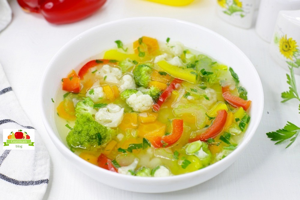 Диетический овощной суп