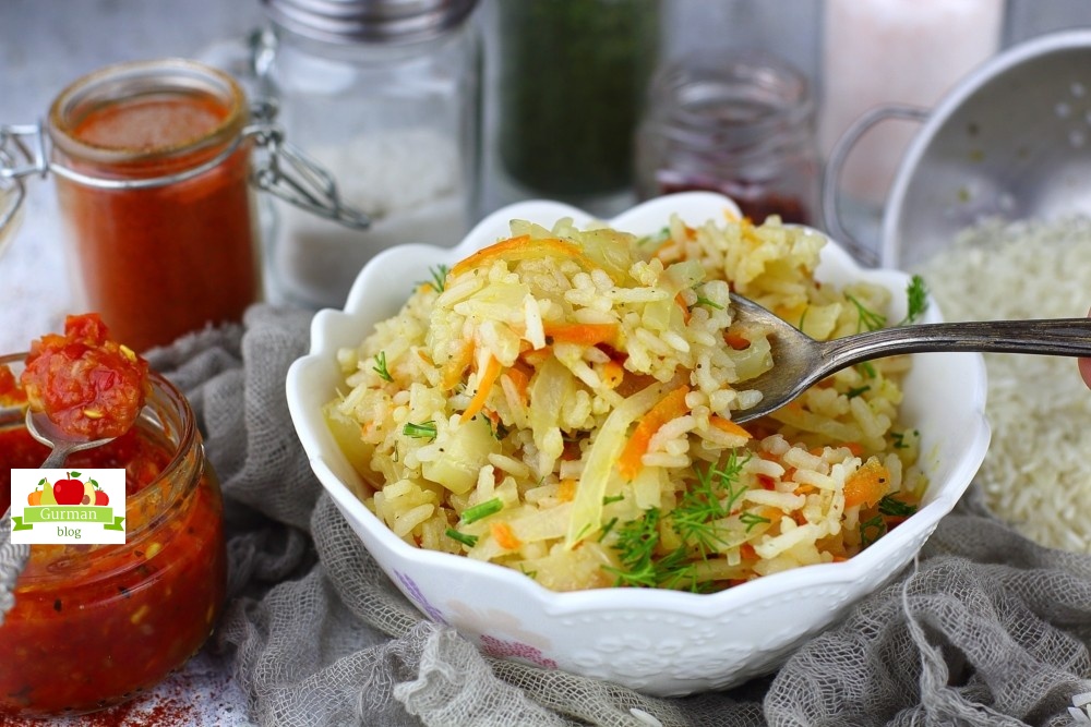 Диетический плов с капустой