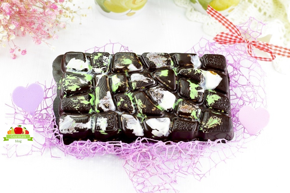 Дубайский шоколад с фисташковой пастой: рецепт в домашних условиях