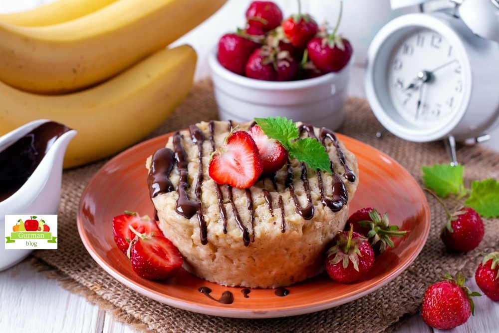 Фруктовый кекс в микроволновке за 5 минут