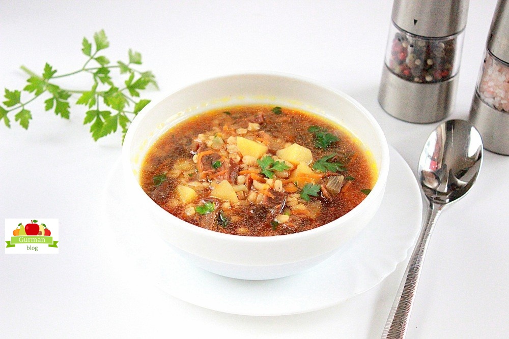 Грибной суп из сушеных грибов с перловкой и картошкой