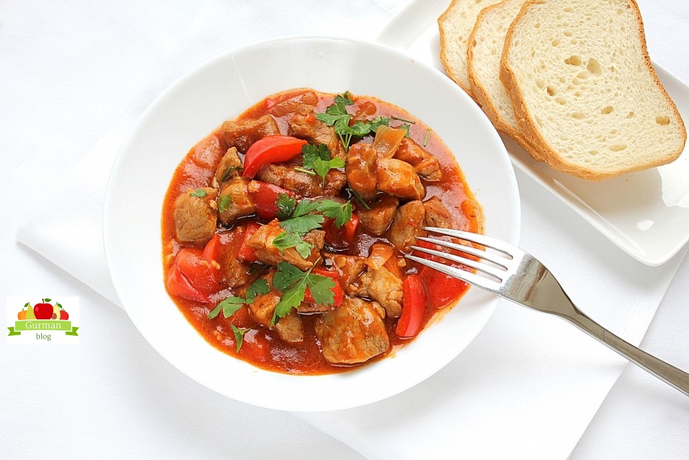 Гуляш из свинины: рецепт классический