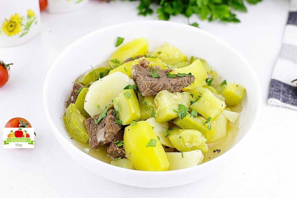 Кабачки с мясом и картошкой