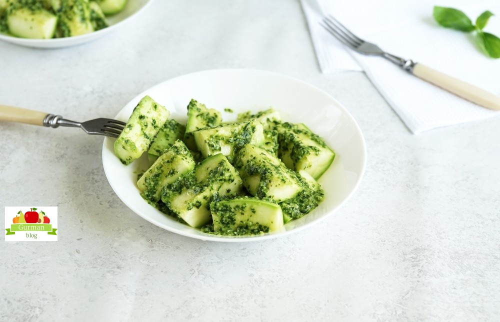 Кабачки в чесночном соусе