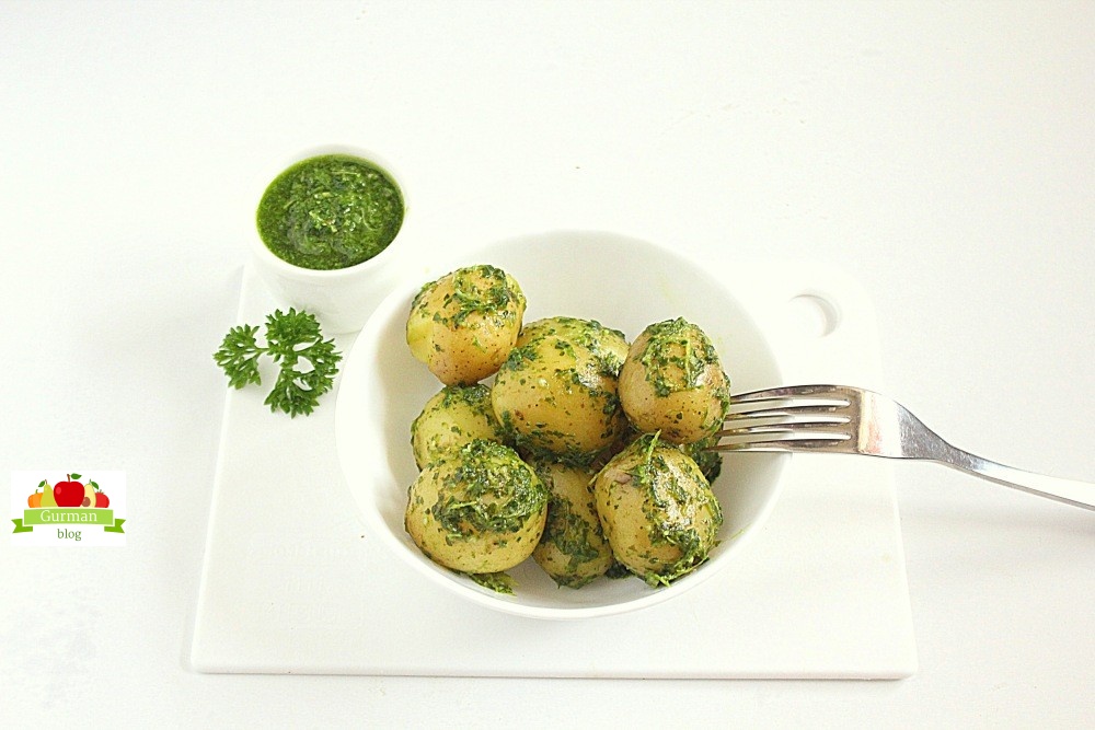 Как приготовить молодую картошку