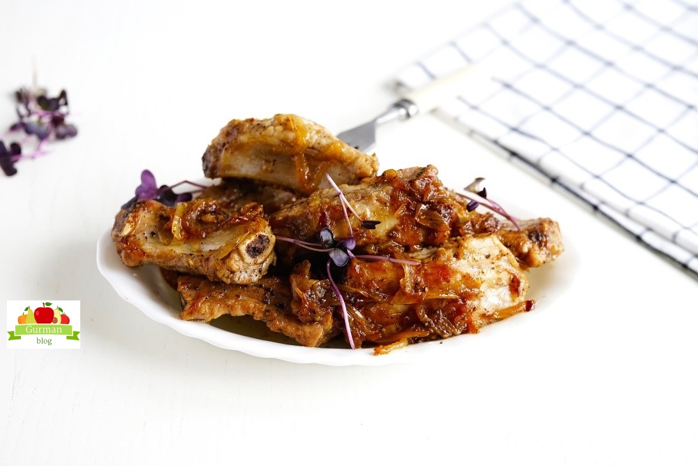 Как приготовить свиные рёбрышки