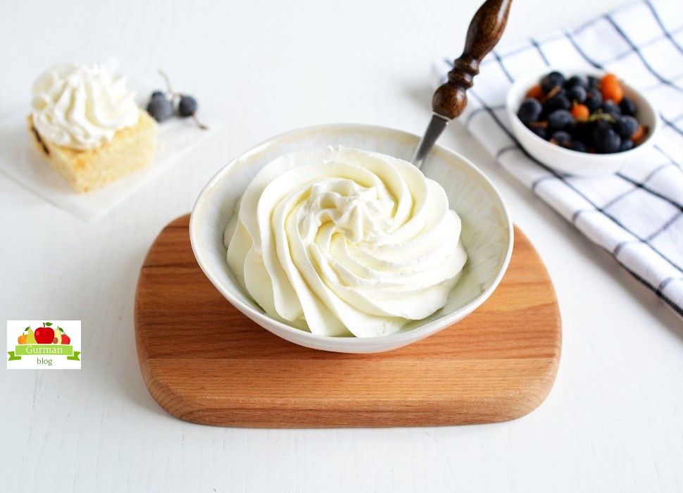 Как взбить сливки с сахарной пудрой для крема