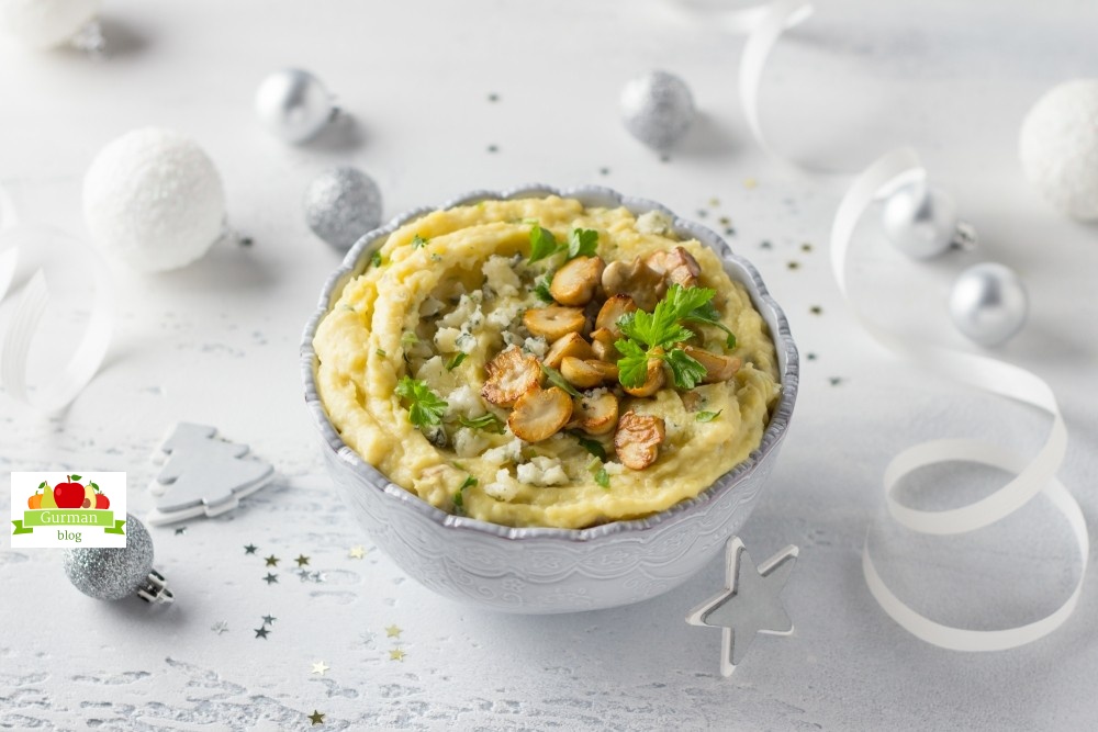 Картофельное пюре с грибами и голубым сыром на Новый год