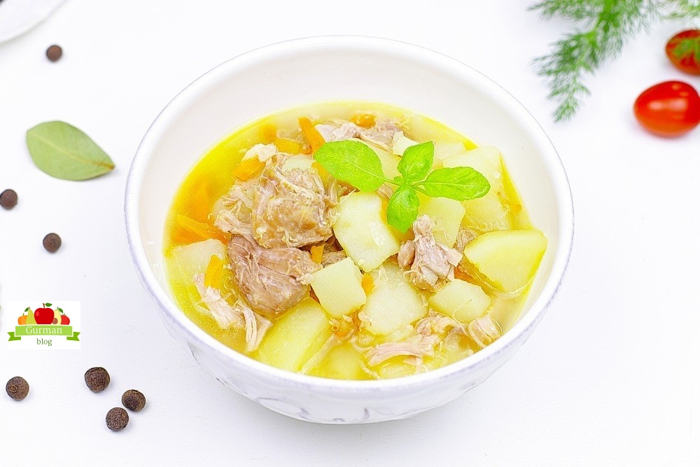 Картошка с тушенкой: рецепт в кастрюле