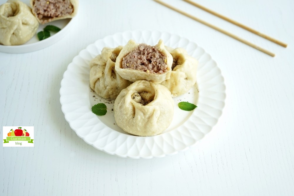 Китайские паровые пампушки со свининой