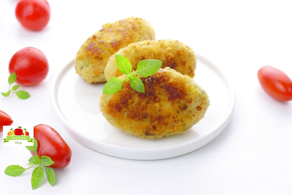 Котлеты из минтая на сковороде