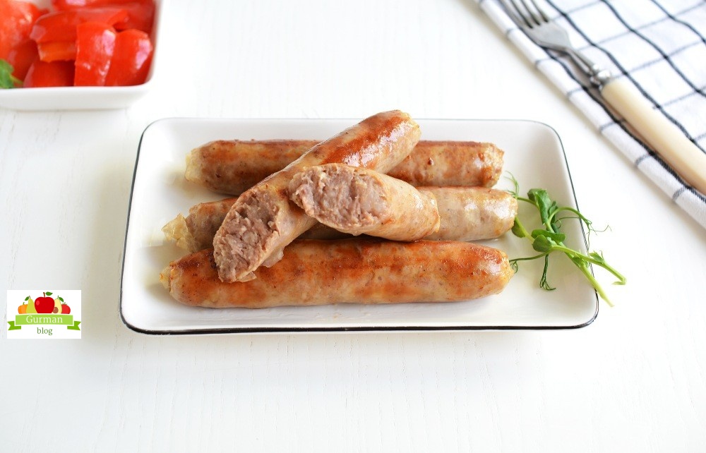 Купаты на сковороде: сколько жарить?