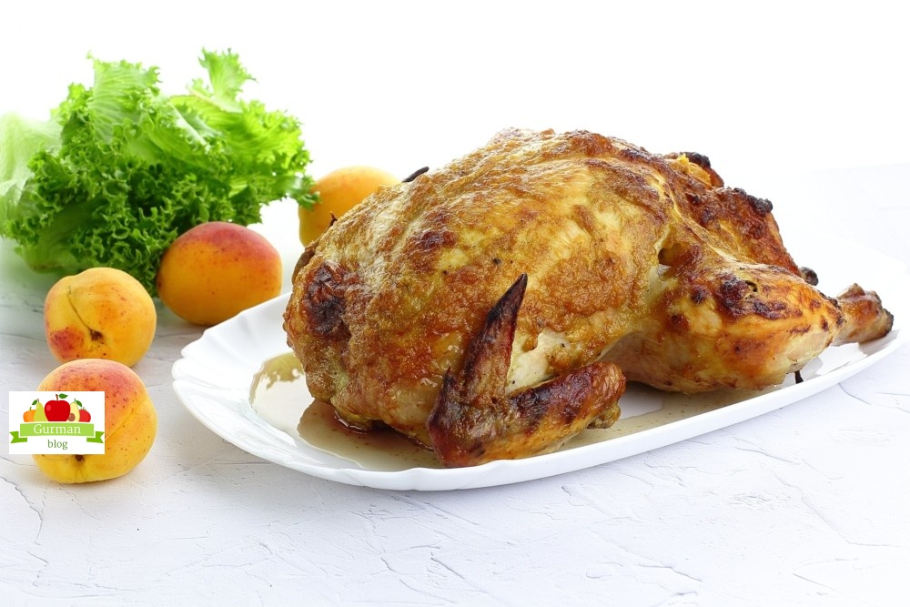 Курица, фаршированная абрикосами