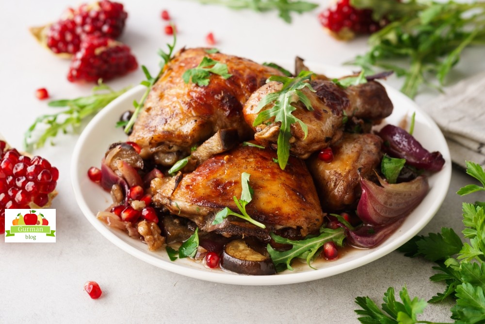 Курица с гранатовым соусом