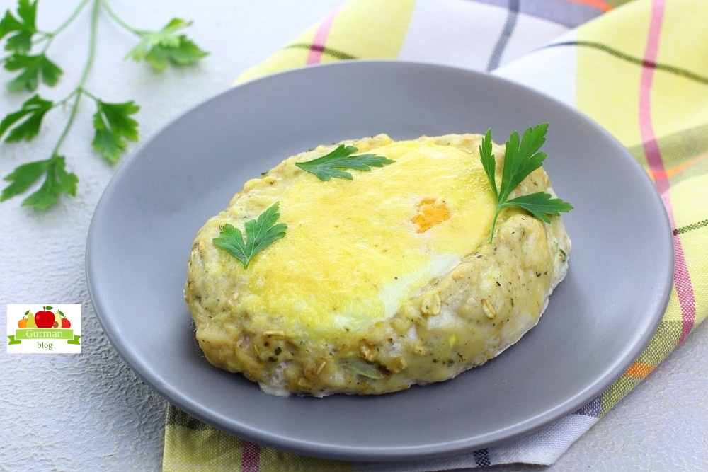 Лакомые лодочки с яйцом и сыром