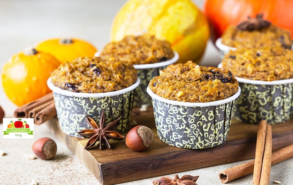 Морковные кексы с изюмом и орехами