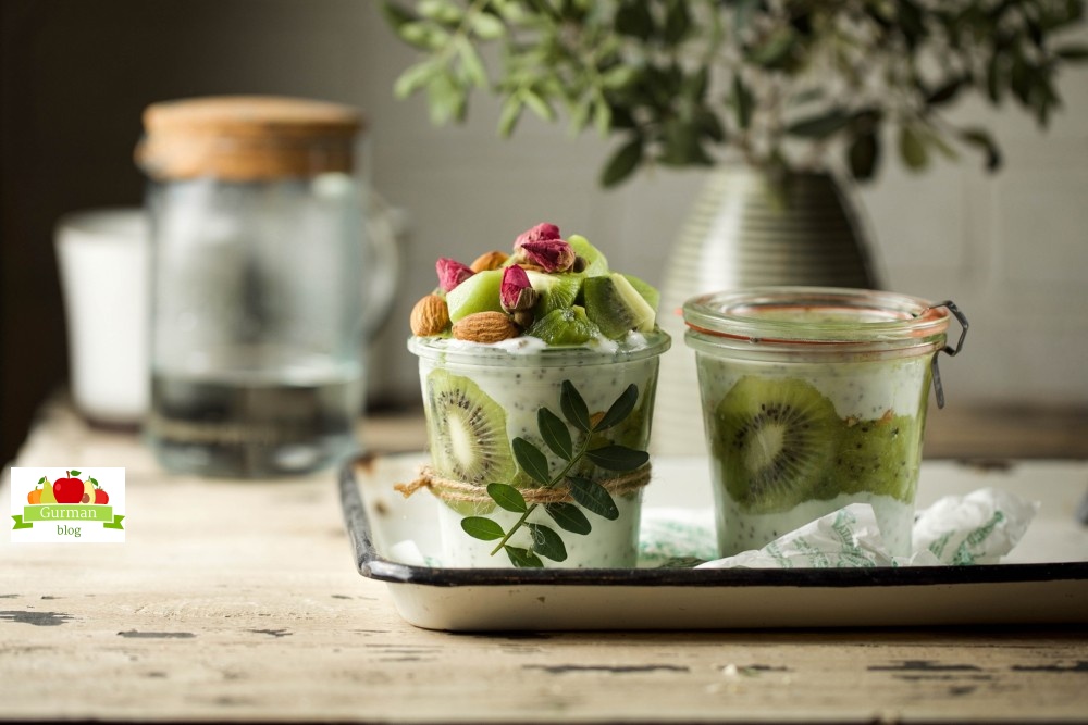 Низкокалорийный чиа-пудинг с киви
