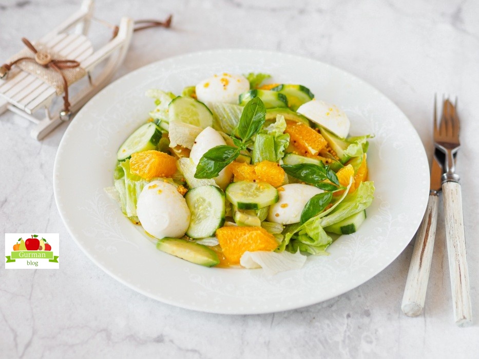 Низкокалорийный новогодний салат до 100 ккал на 100 г