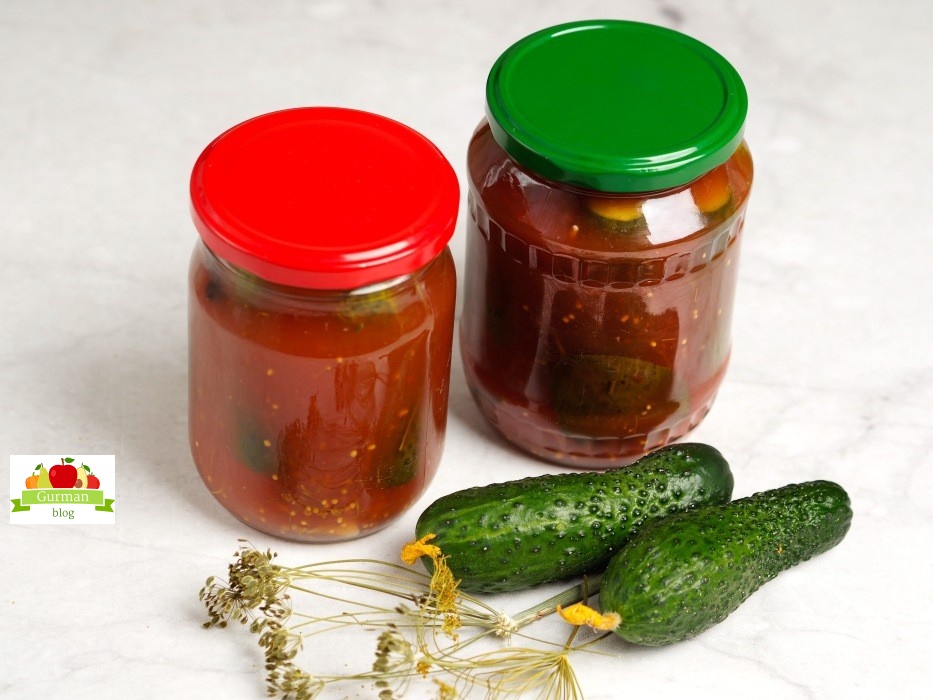 Огурцы с кетчупом чили на зиму