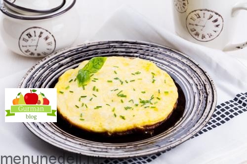 Омлет с сыром