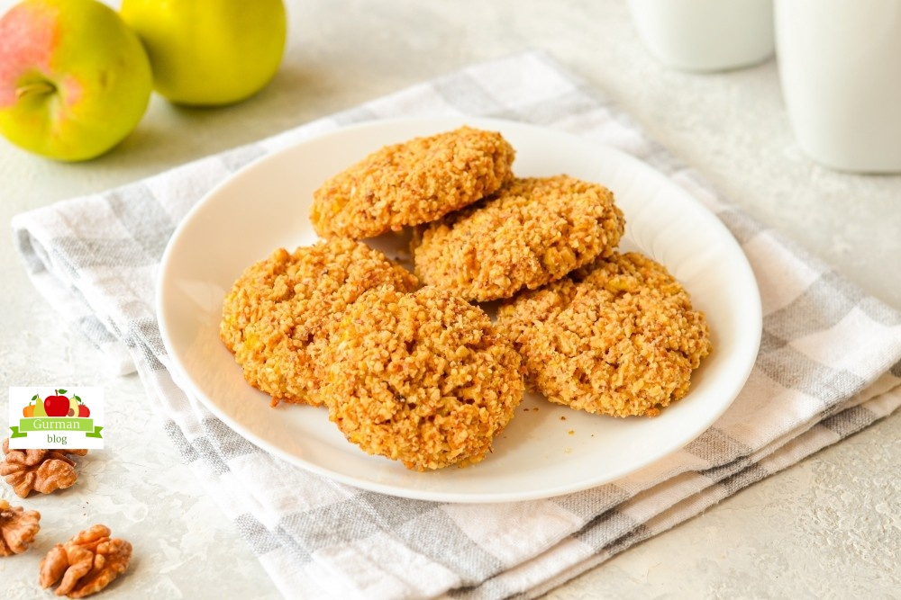 Овсяное печенье с яблоками