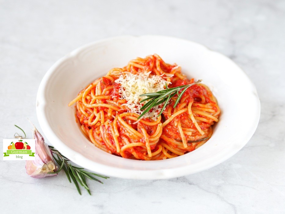 Паста на сковороде: рецепт без варки