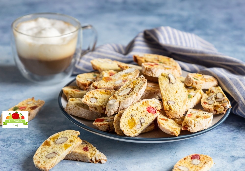 Печенье бискотти с орехами и сухофруктами