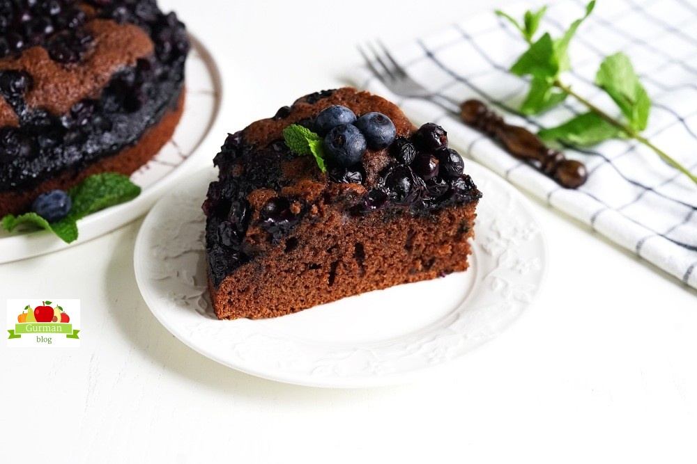 Пирог с голубикой в духовке