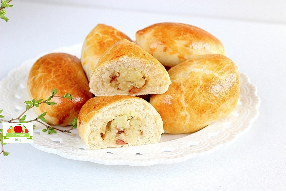 Пирожки с картошкой в духовке