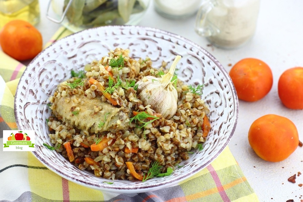 Плов из гречки с курицей