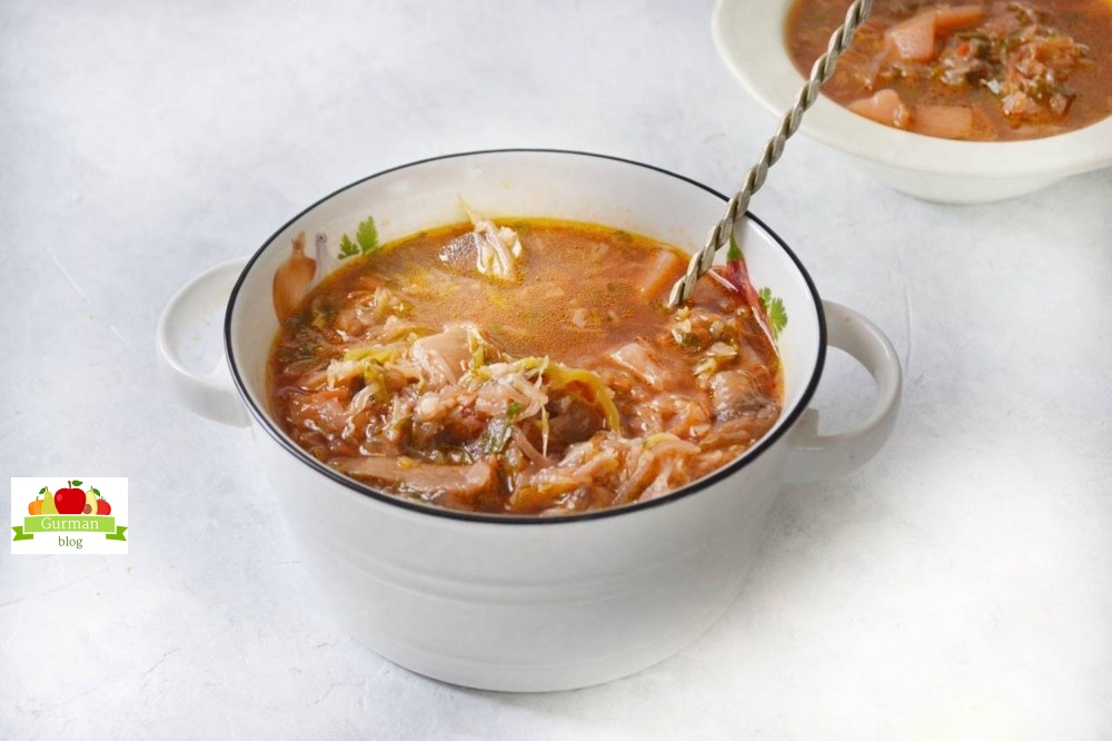 Постный холодный борщ с грибами