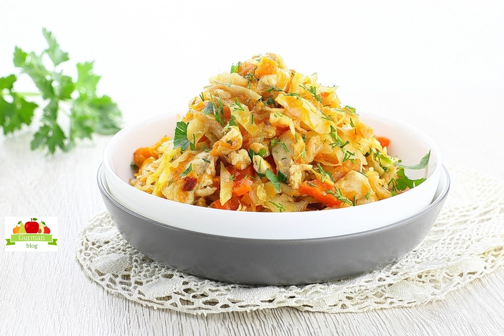 Рагу из белокочанной капусты и курицы