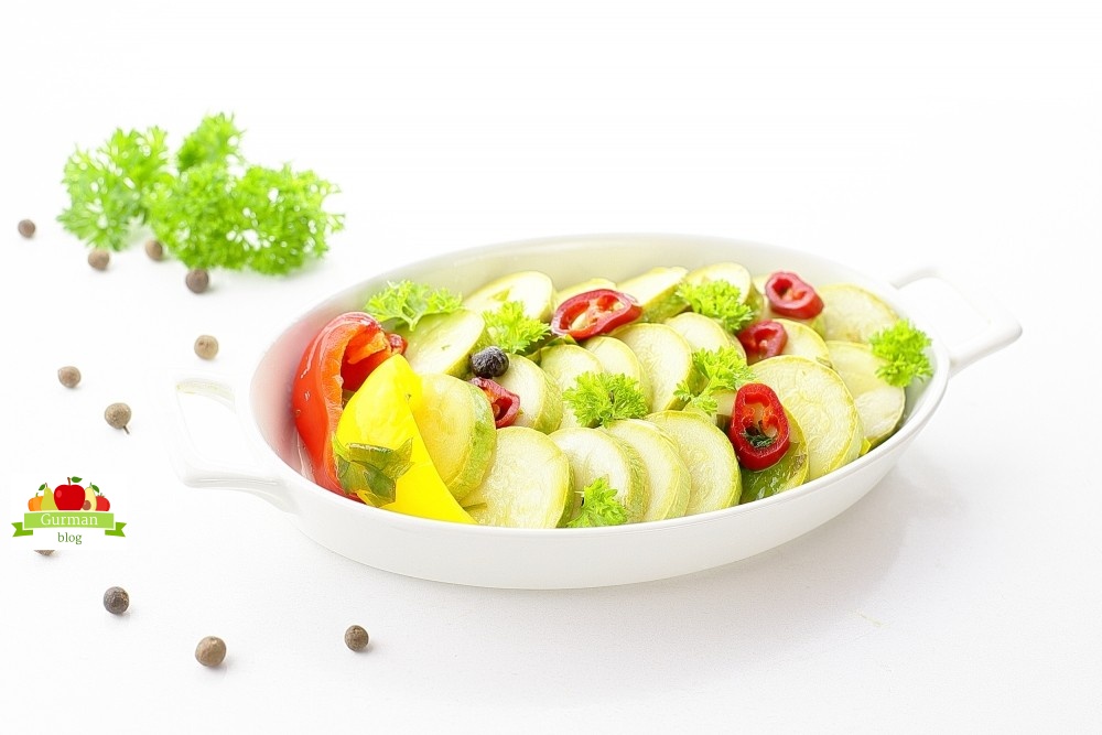 Рецепт быстрых маринованных кабачков