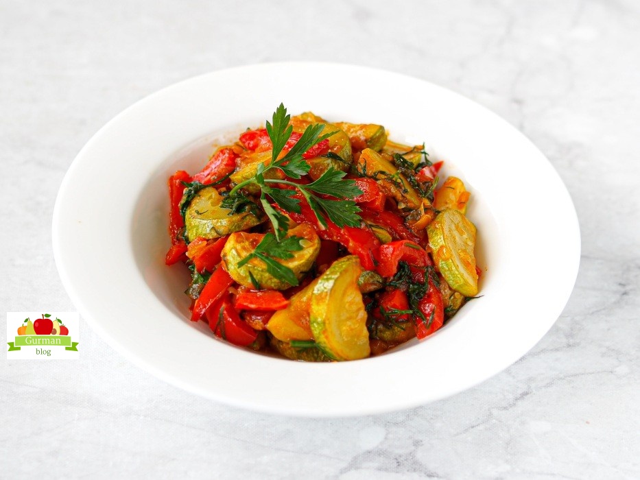 Рецепт кабачков с томатной пастой