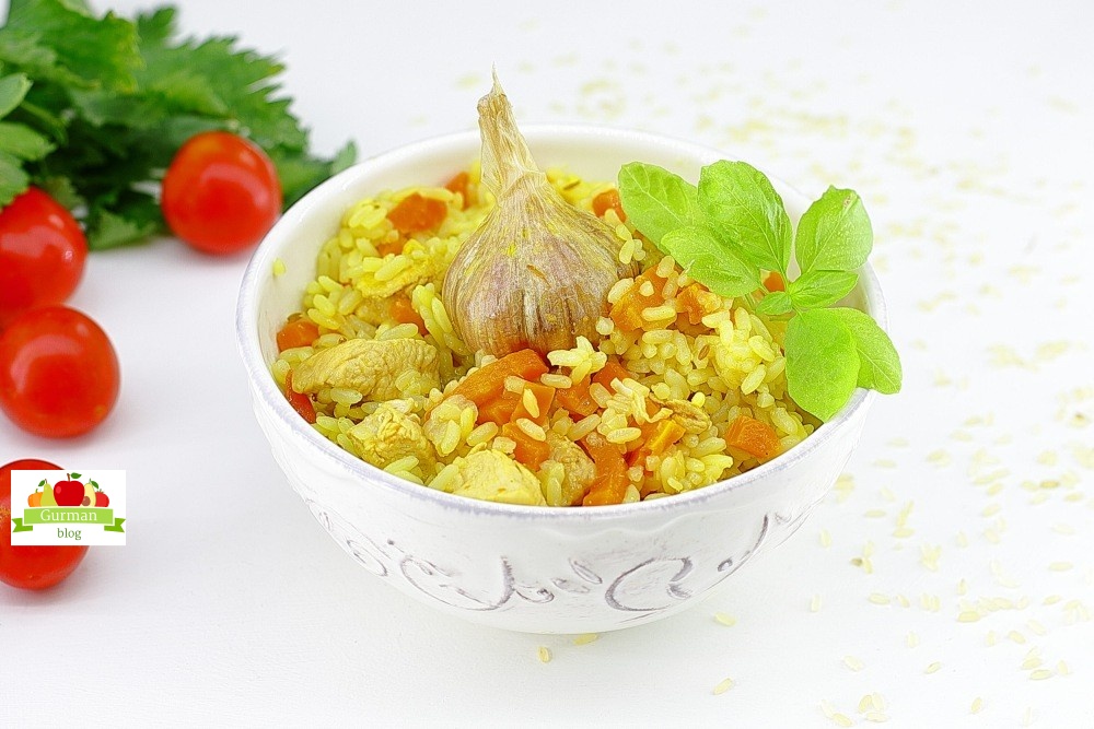 Рецепт рассыпчатого плова в мультиварке с курицей