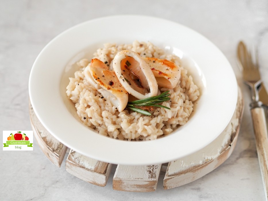 Ризотто с кальмарами