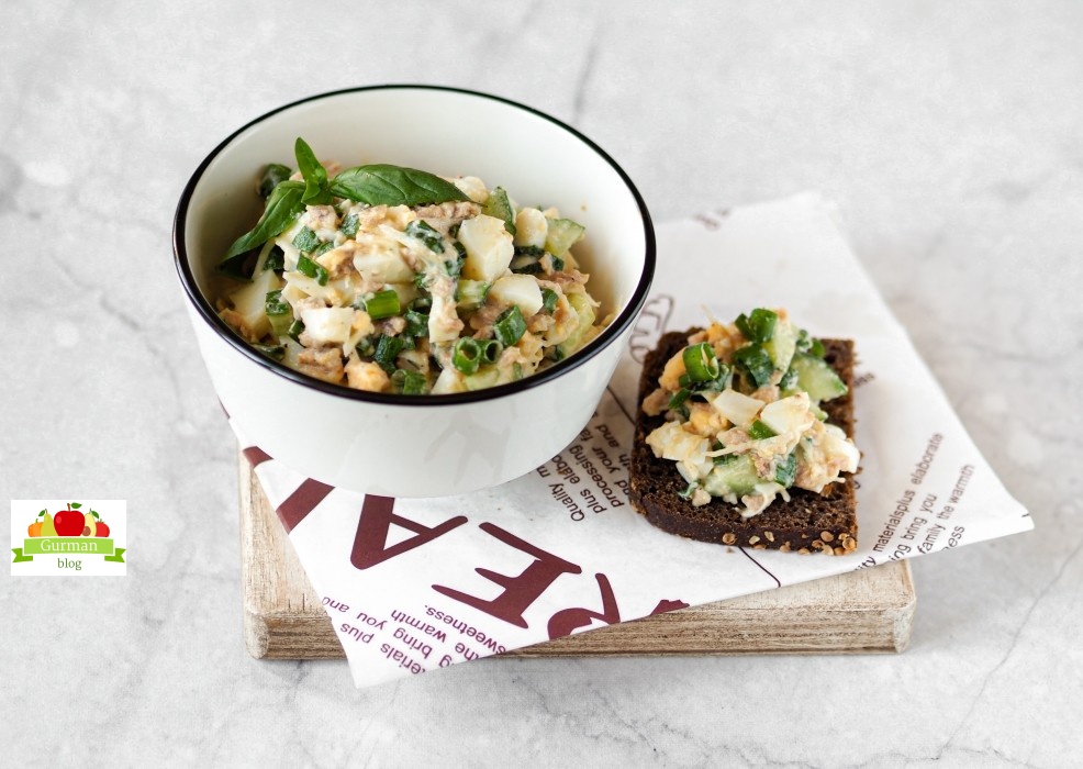 Салат из печени трески: рецепт классический