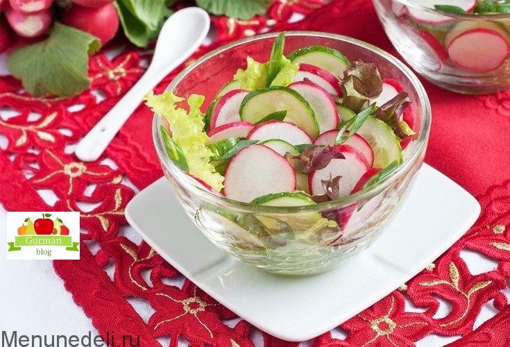 Салат из редиски и огурцов