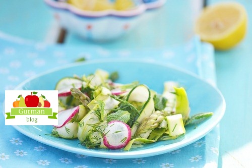 Салат из спаржи, кабачков и редиса –  рецепт с пошаговыми фото