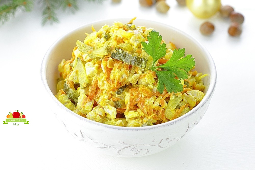 Салат “Обжорка” с курицей