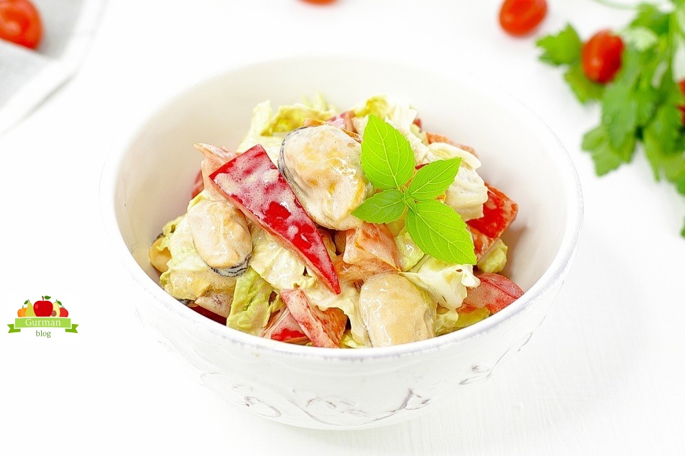 Салат с мидиями в масле