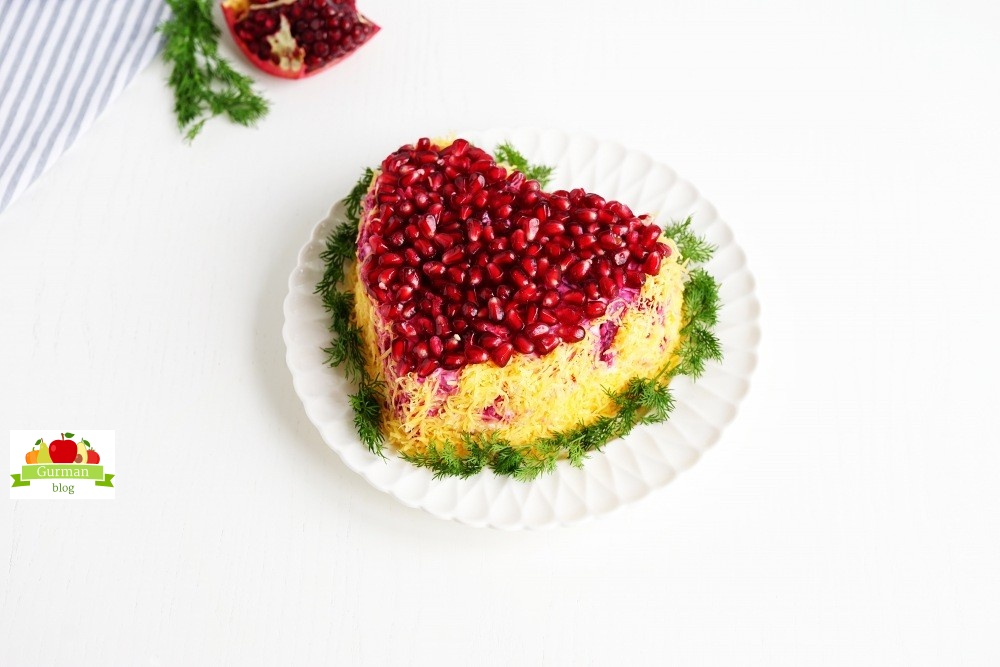 Салат в виде сердца на 14 февраля