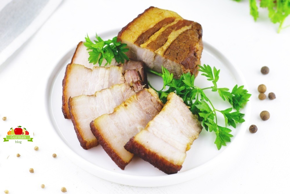 Сало в соевом соусе вареное