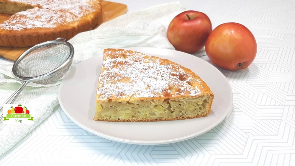 Шарлотка на кефире