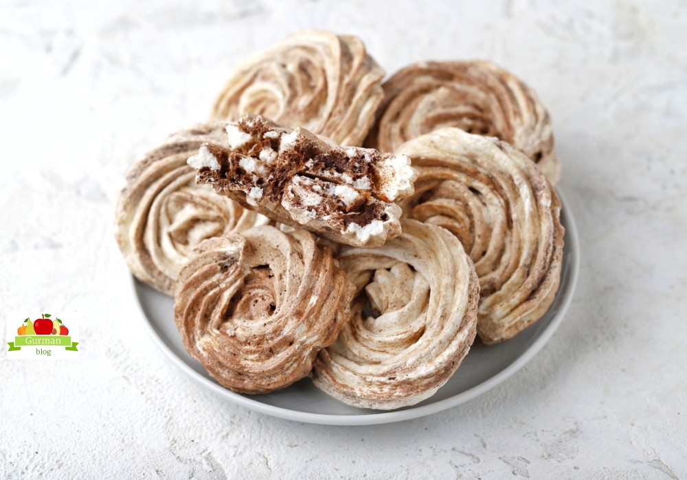 Шоколадная меренга из трёх ингредиентов