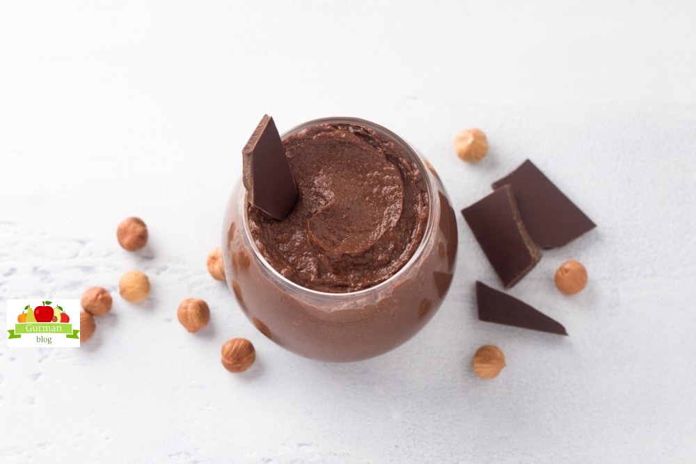 Шоколадная паста с бананом